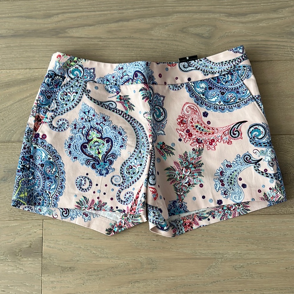 Express 4 1/2 in inseam shorts
